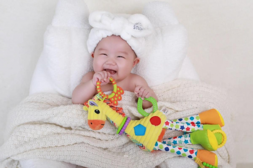 商丘宝宝为什么会吐奶 商丘宝宝为什么会吐奶